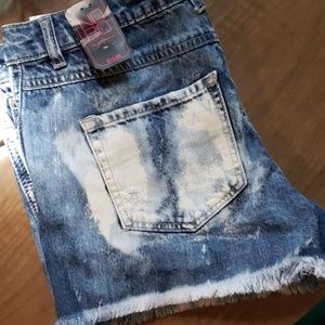 NoBO distressed shorts sz 6